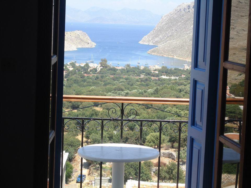 Symi Sun Apartments Luaran gambar