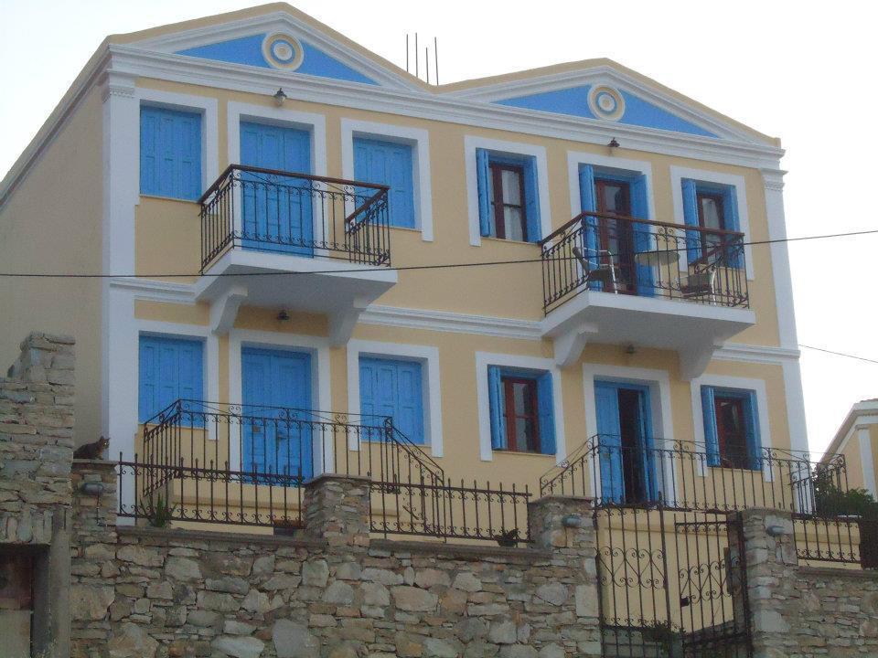 Symi Sun Apartments Luaran gambar