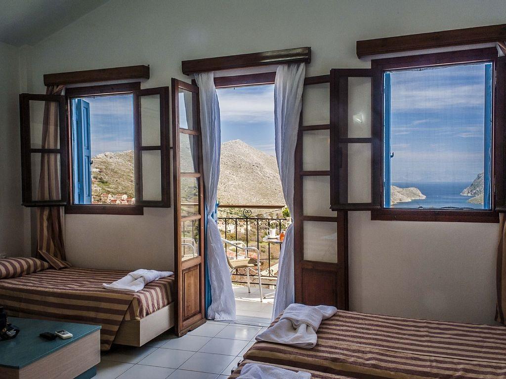 Symi Sun Apartments Luaran gambar